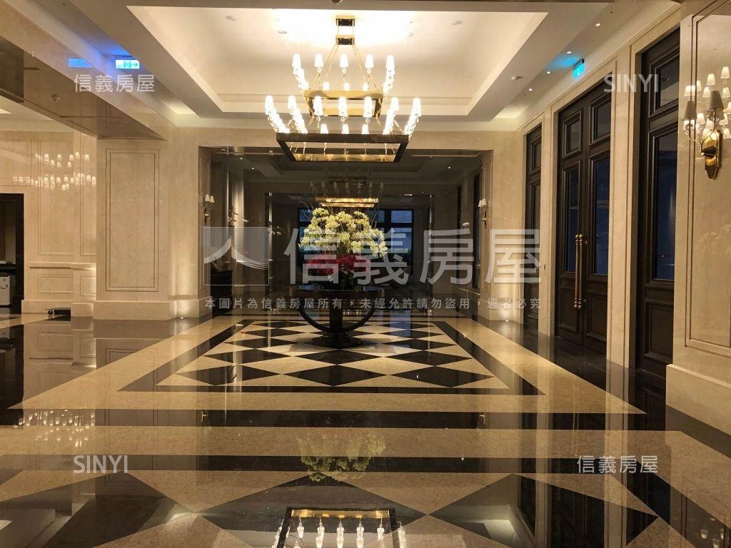 專任世界花園方正首購兩房房屋室內格局與周邊環境