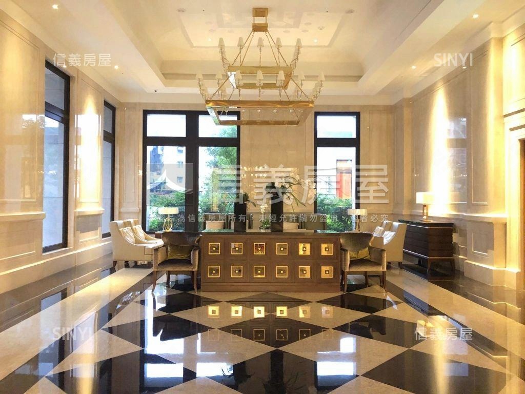 稀有世界花園方正首購兩房房屋室內格局與周邊環境