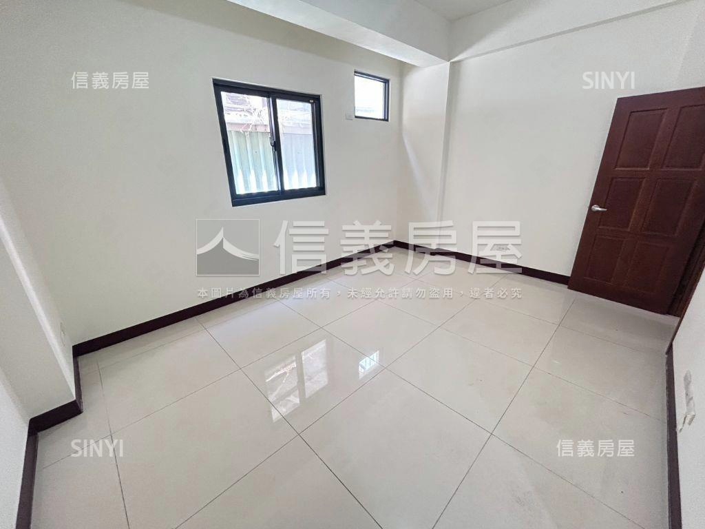 近宜欣國小臨路電梯別墅房屋室內格局與周邊環境