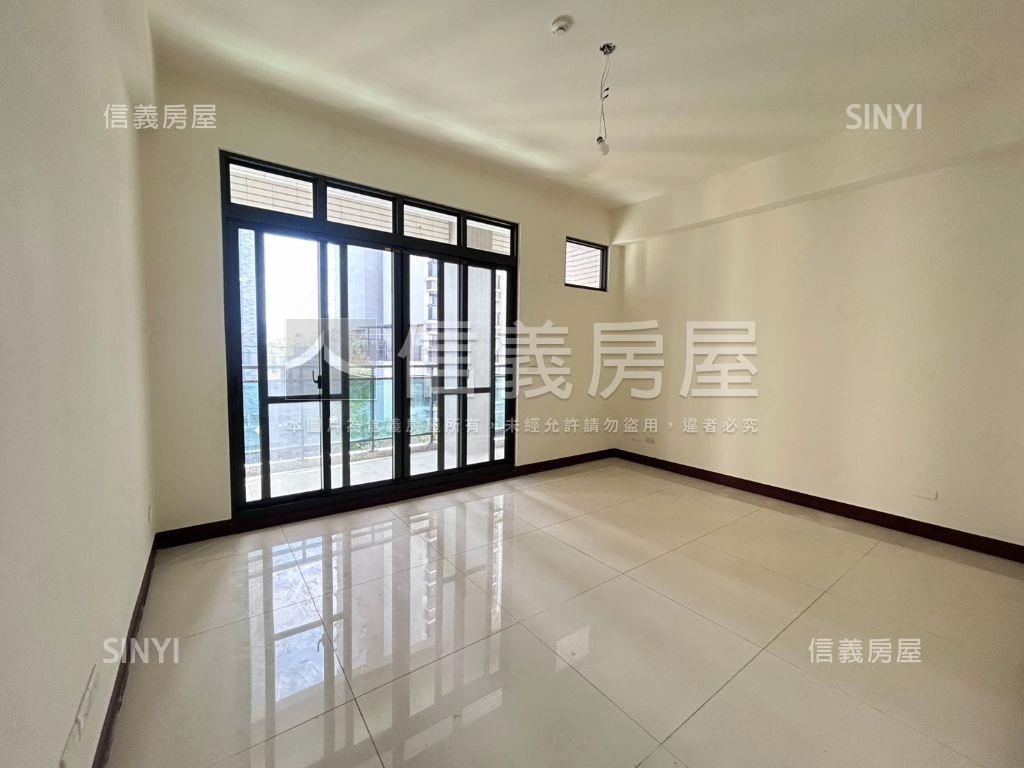 近宜欣國小臨路電梯別墅房屋室內格局與周邊環境