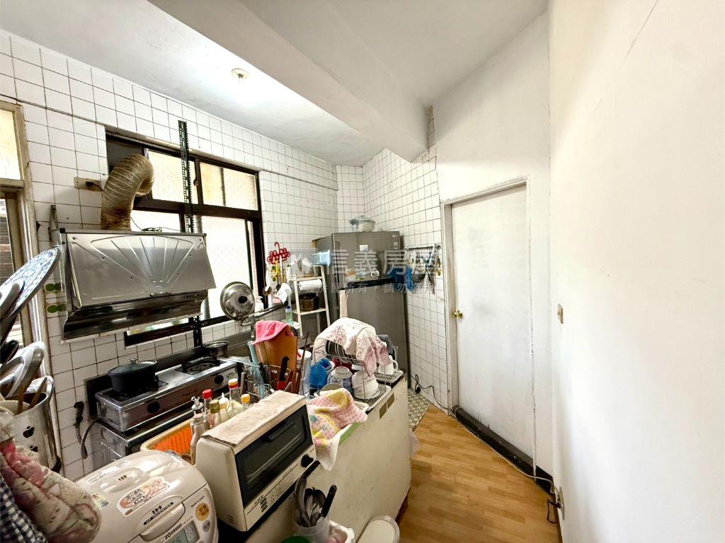麗山街低總價五樓房屋室內格局與周邊環境