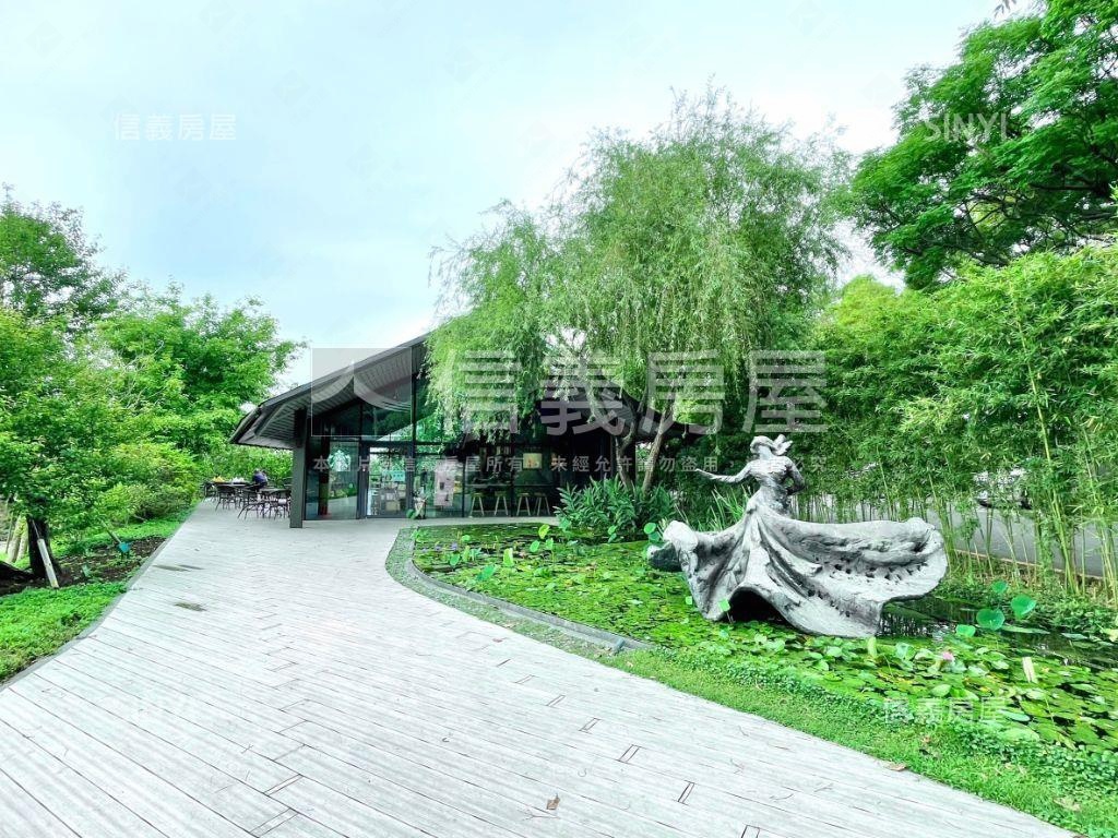 閱山面海輕奢宅房屋室內格局與周邊環境