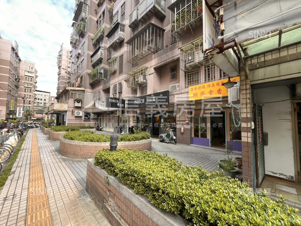 宏運當頭創業店面２房屋室內格局與周邊環境