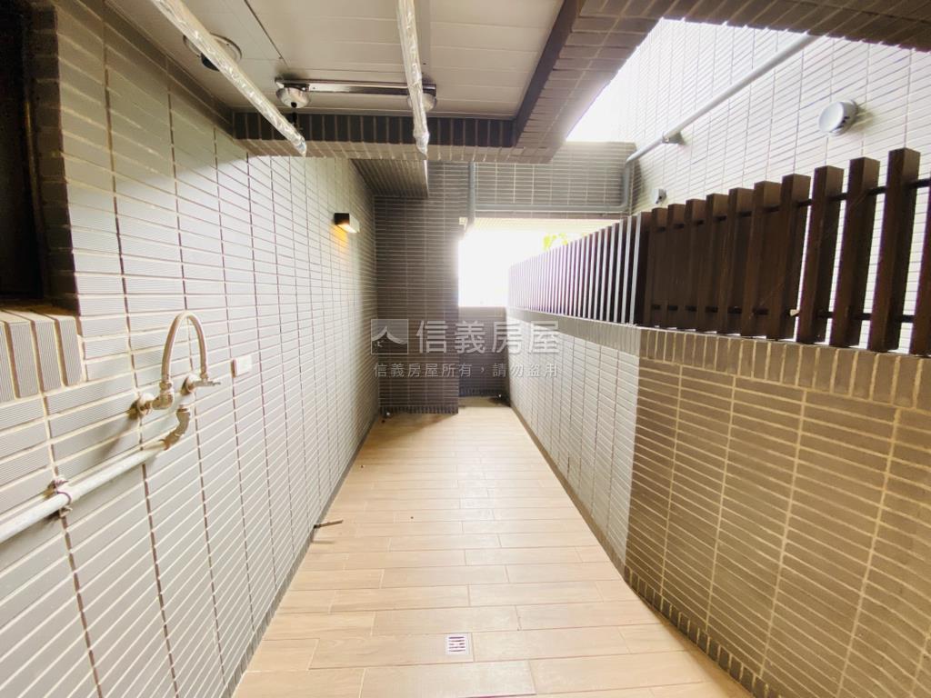 央北重劃區稀有面公園美屋房屋室內格局與周邊環境
