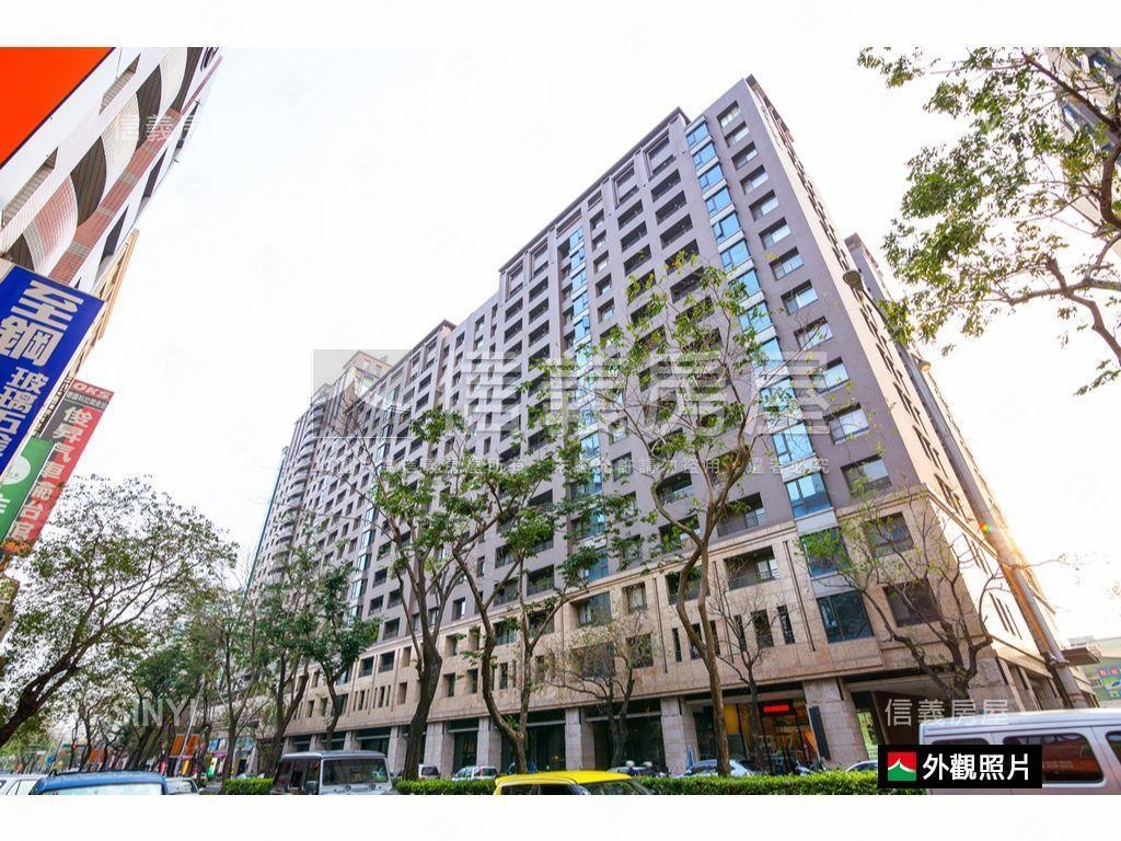 鄉林君悅後棟四房附雙平車房屋室內格局與周邊環境