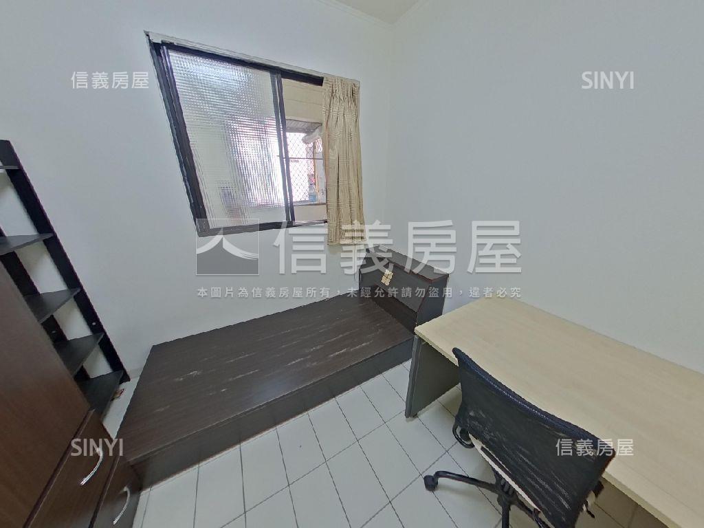 國泰美四房大空間再度降價房屋室內格局與周邊環境