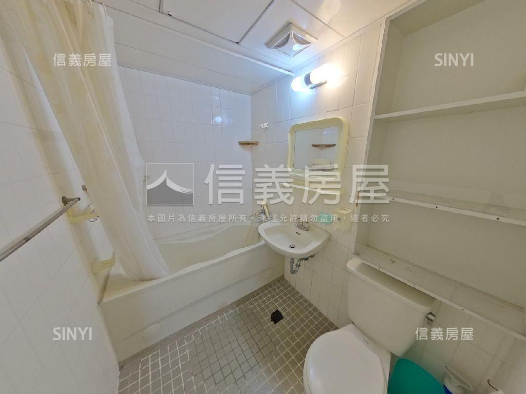 國泰美四房大空間再度降價房屋室內格局與周邊環境