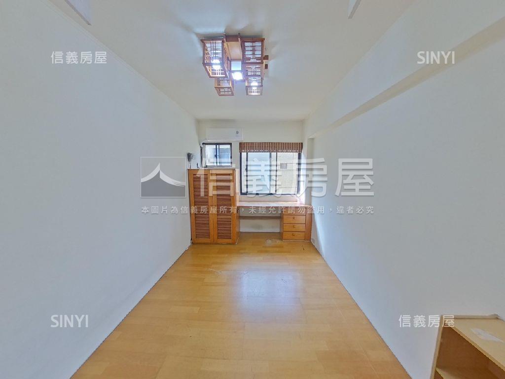 國泰美四房大空間再度降價房屋室內格局與周邊環境