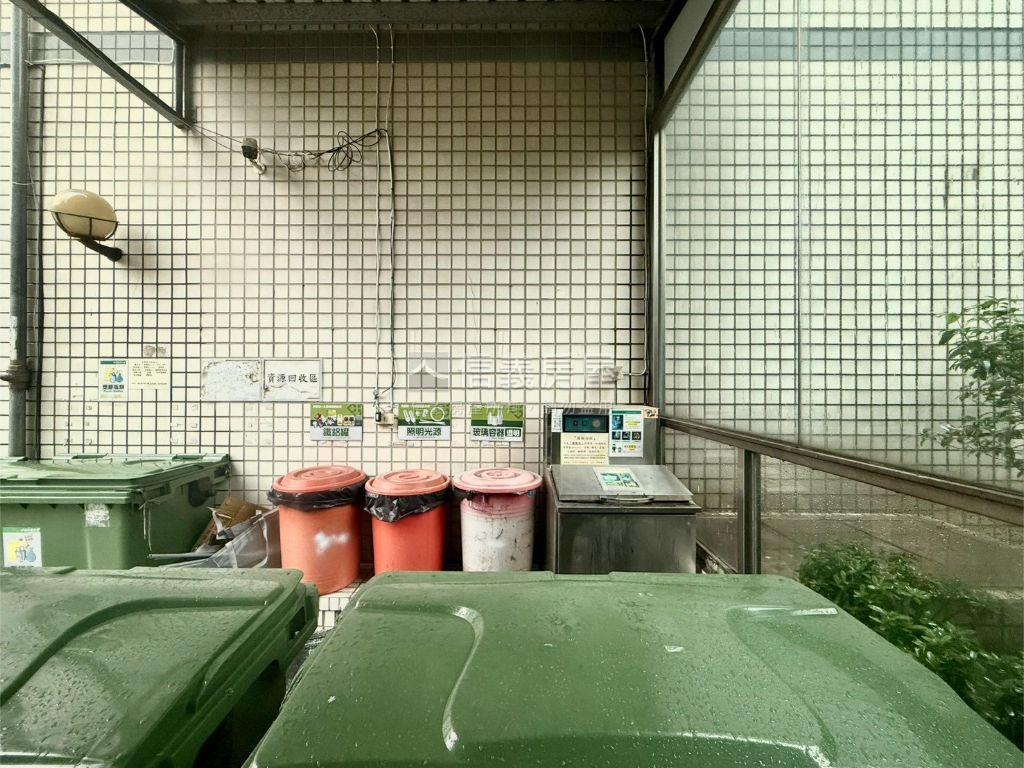 巨蛋捷運｜寬敞大四房房屋室內格局與周邊環境