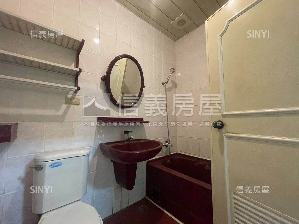 親密小貴族一樓房屋室內格局與周邊環境
