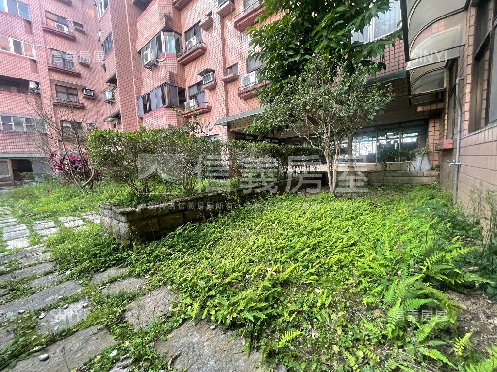 親密小貴族一樓房屋室內格局與周邊環境
