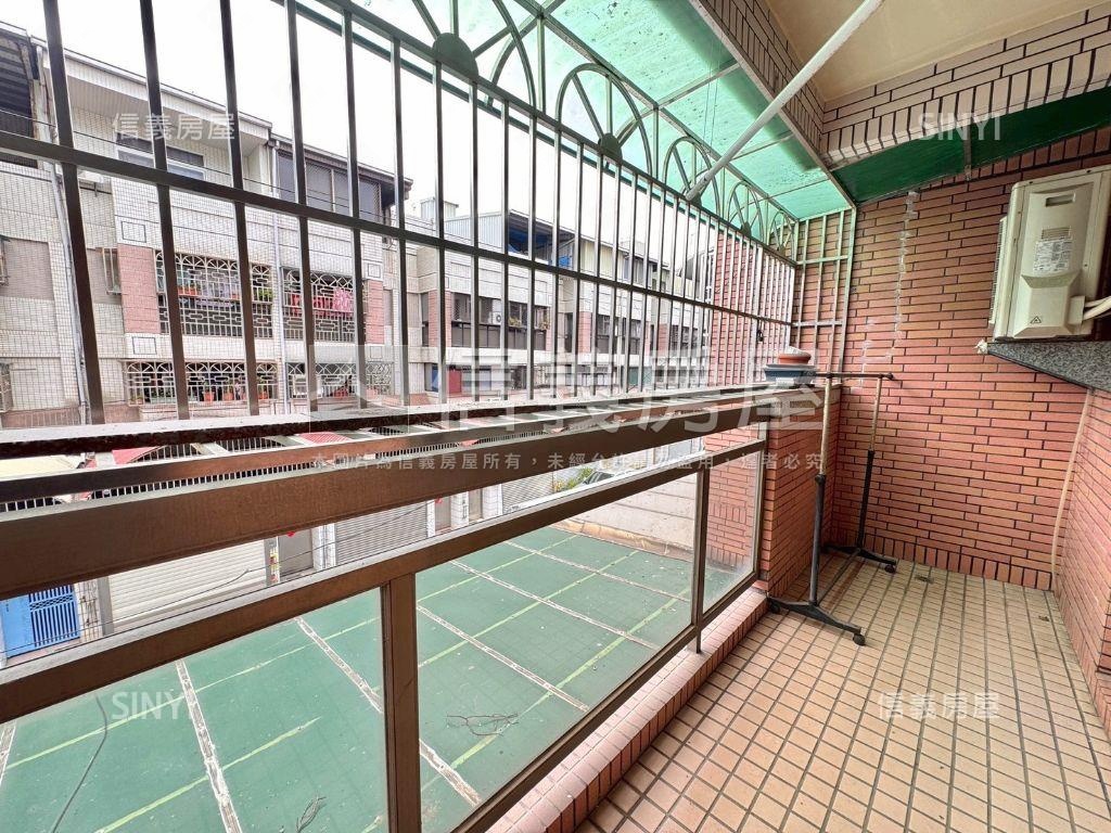 國泰建設傳統式美透天房屋室內格局與周邊環境