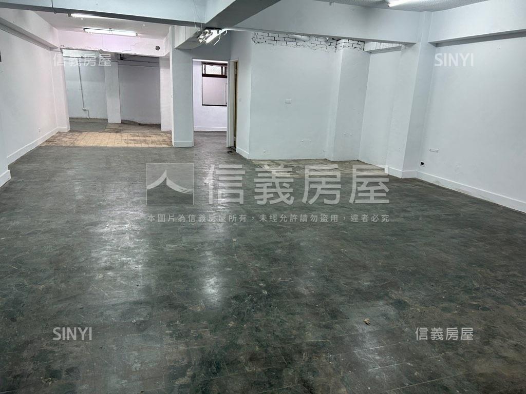 行天宮捷運面寬１樓住辦房屋室內格局與周邊環境