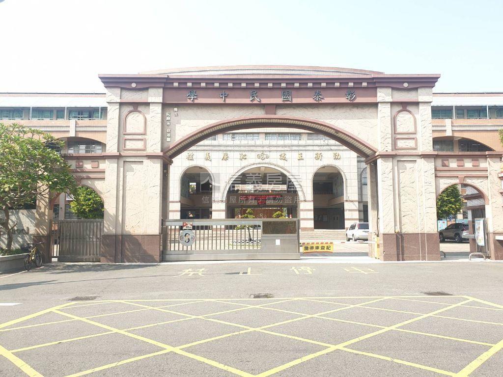 金馬大地坪電梯豪墅房屋室內格局與周邊環境