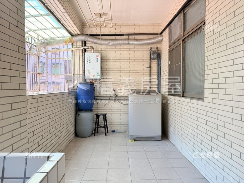 御花園‧前後陽台公寓三樓房屋室內格局與周邊環境