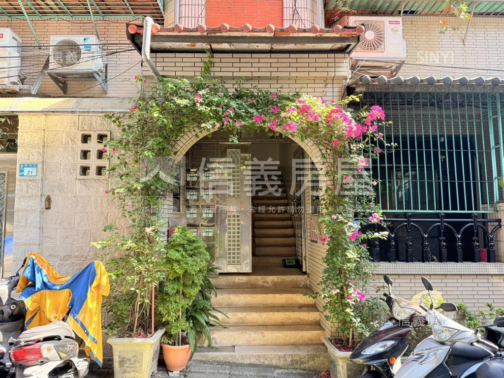 御花園‧前後陽台公寓三樓房屋室內格局與周邊環境