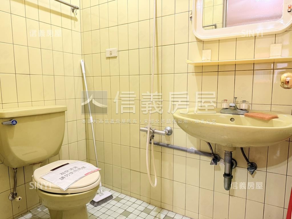 御花園‧前後陽台公寓三樓房屋室內格局與周邊環境