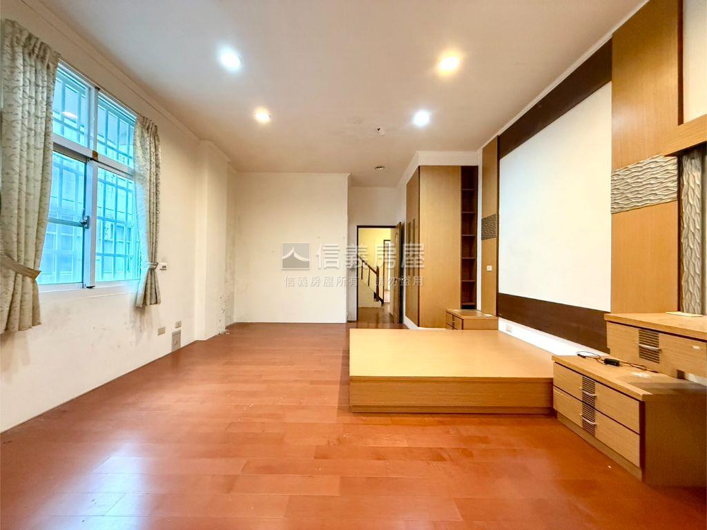 東區｜崇德邊間店住房屋室內格局與周邊環境