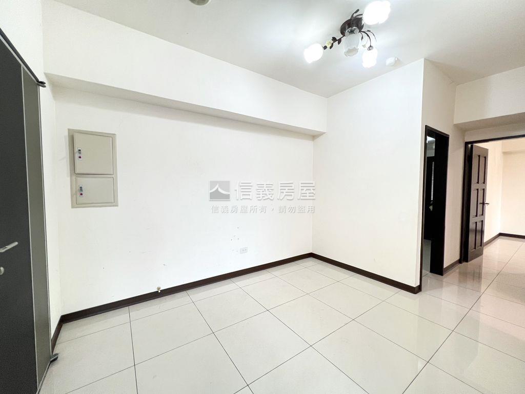 美樹館溫馨兩房車位房屋室內格局與周邊環境