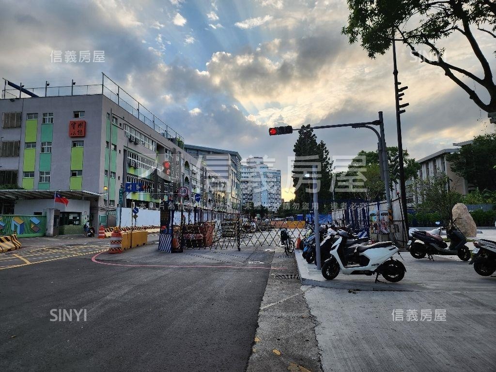 正和平西三角財富店面房屋室內格局與周邊環境
