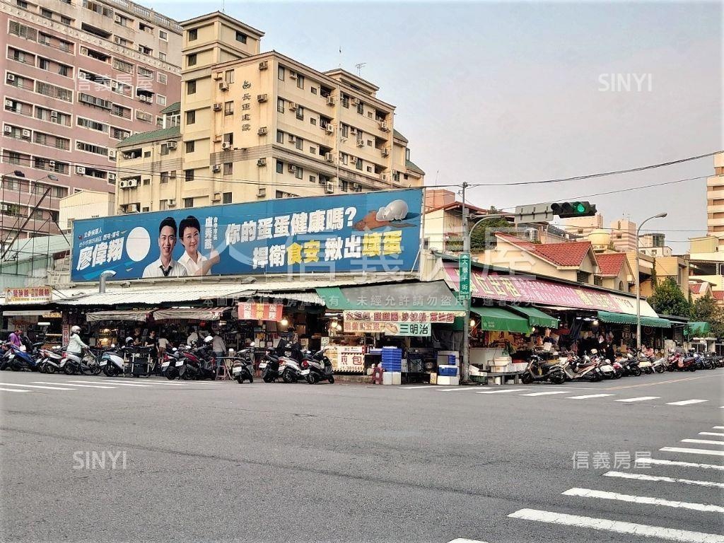 五期★近捷運熊貓國寶店面房屋室內格局與周邊環境