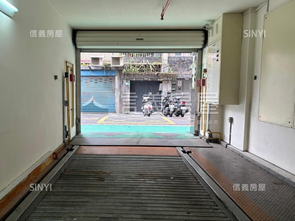 吉鑽高樓二房附車位房屋室內格局與周邊環境