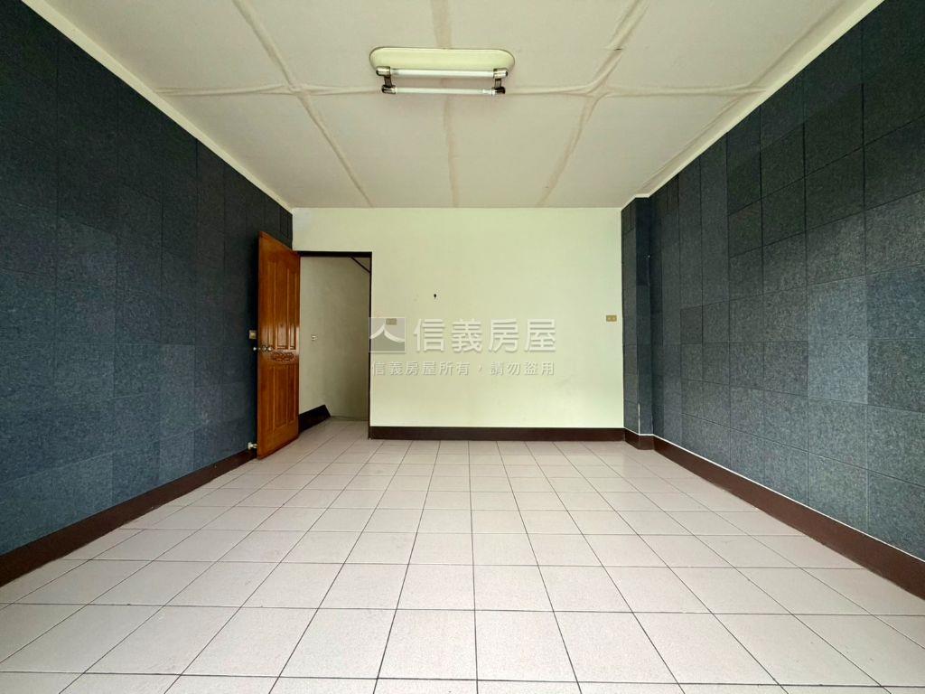 東區精華地段店面透天房屋室內格局與周邊環境
