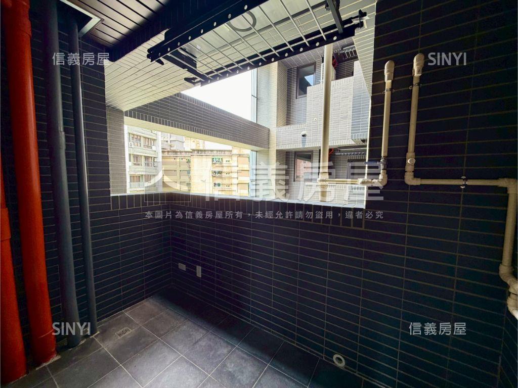 明志學＊新成兩房平面車位房屋室內格局與周邊環境
