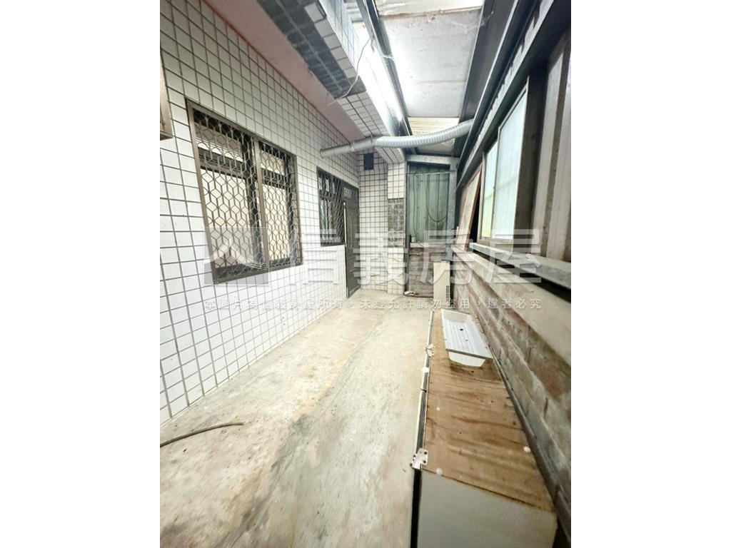 三峽清幽公寓一樓房屋室內格局與周邊環境