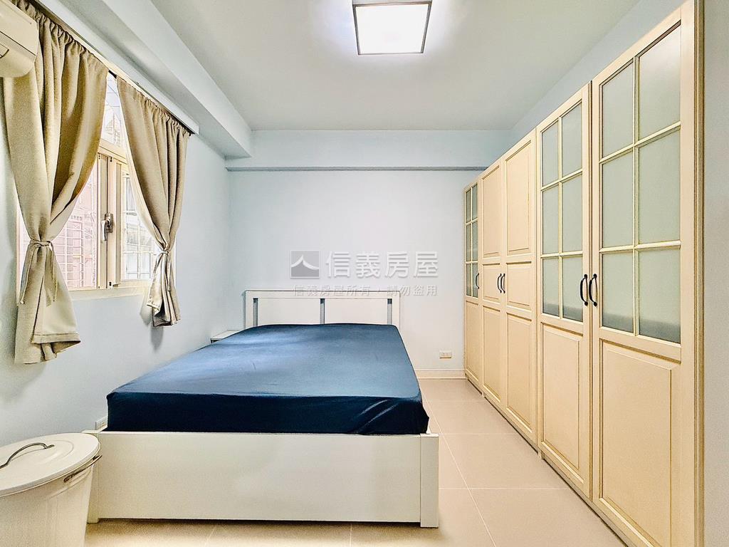 雙鳳邊間電梯兩房房屋室內格局與周邊環境