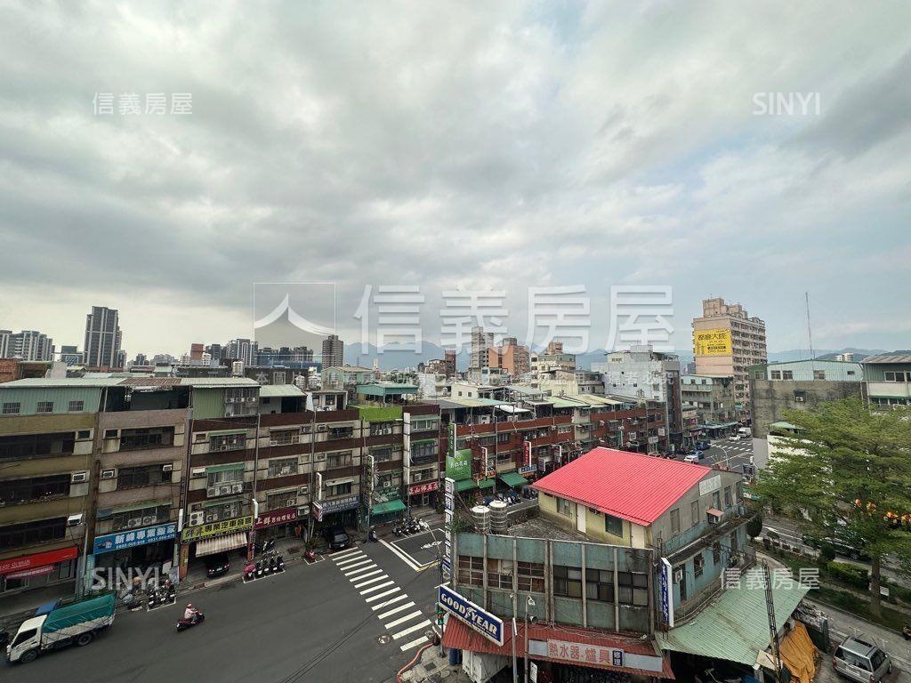 龍濱自住他住兩相宜房屋室內格局與周邊環境