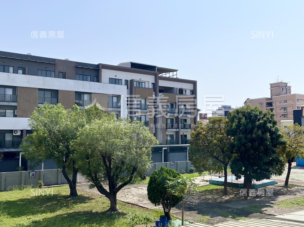 小港邊間大地坪透天房屋室內格局與周邊環境