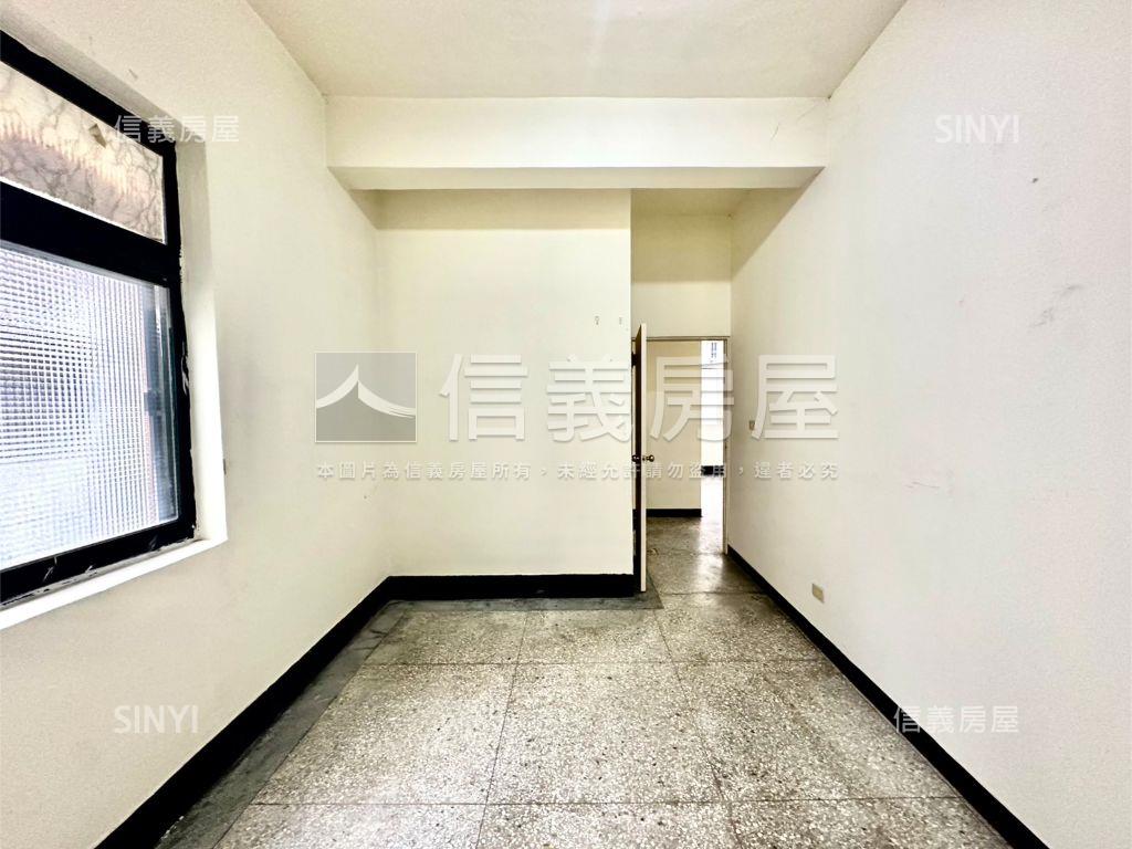 近北士科邊間二樓三房房屋室內格局與周邊環境