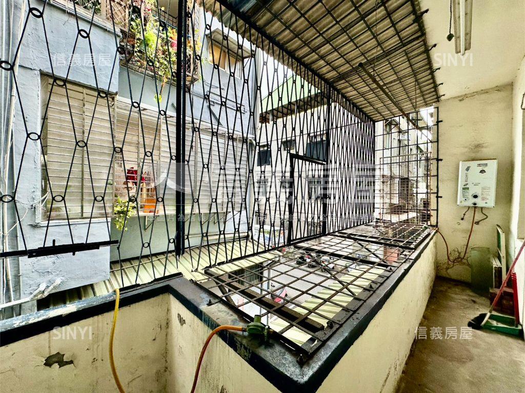 近北士科邊間二樓三房房屋室內格局與周邊環境