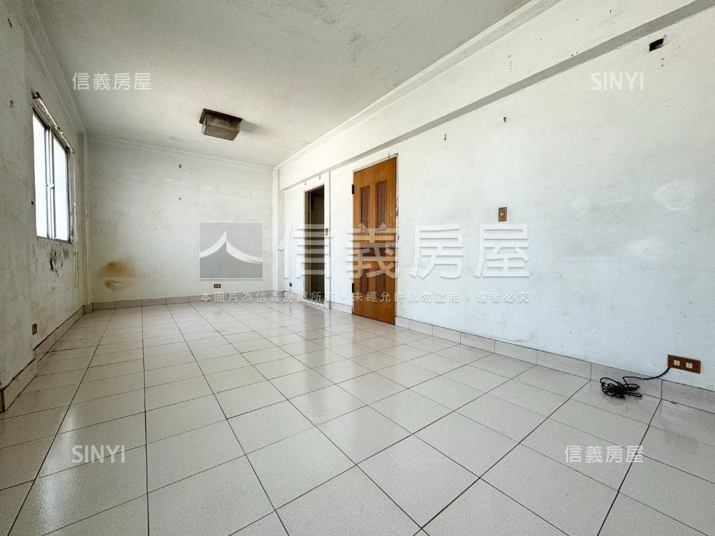 正東區電梯採光大兩房房屋室內格局與周邊環境