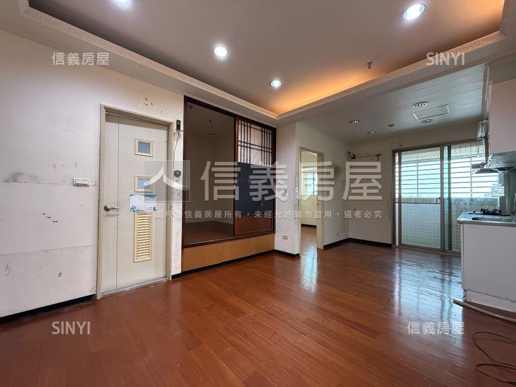 捷運二房陽台秀朗百年好合房屋室內格局與周邊環境