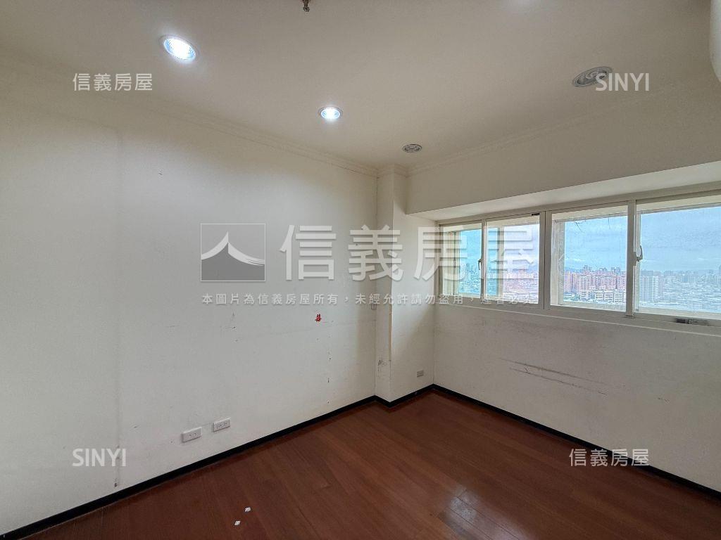 捷運二房陽台秀朗百年好合房屋室內格局與周邊環境