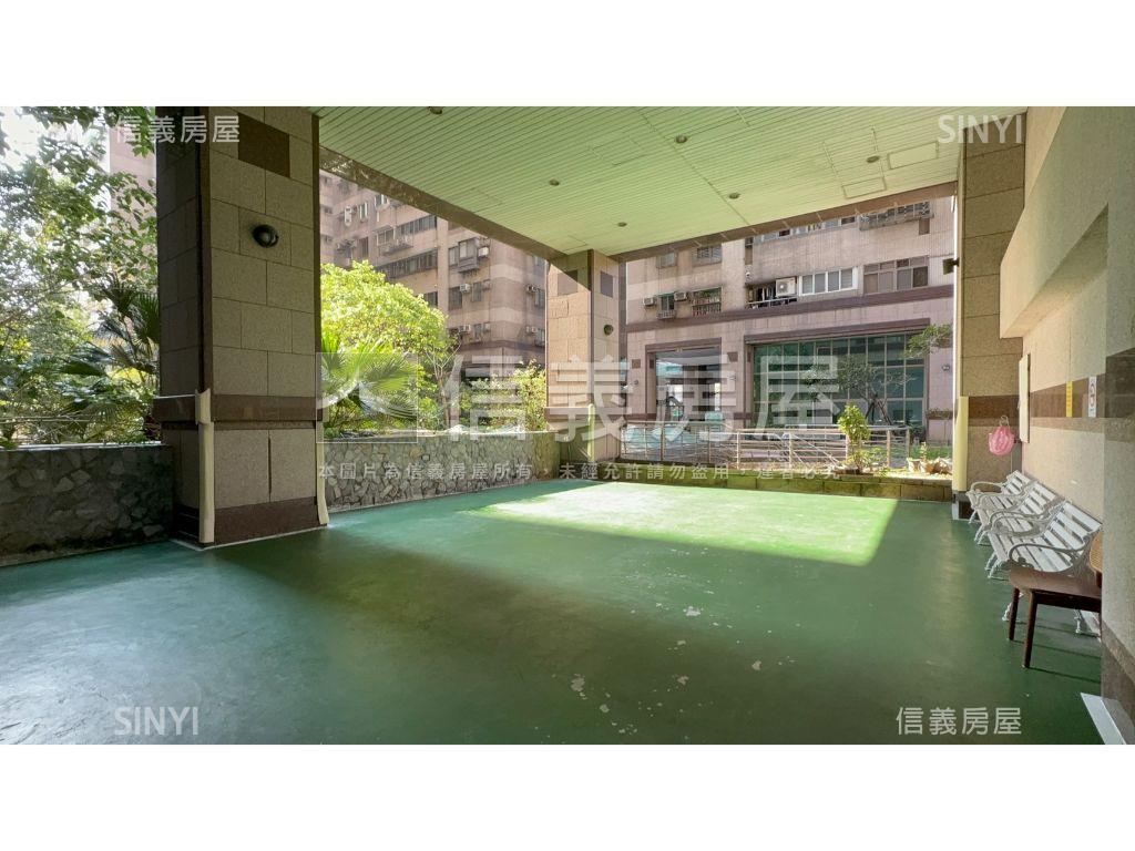 捷運二房陽台秀朗百年好合房屋室內格局與周邊環境