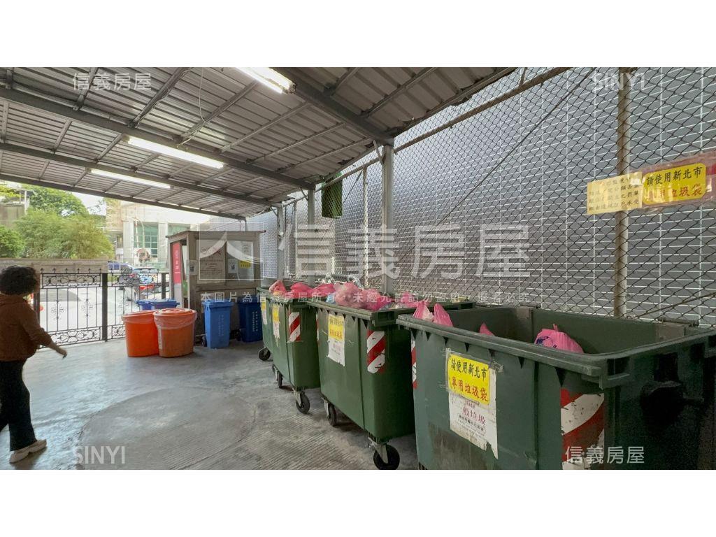 捷運二房陽台秀朗百年好合房屋室內格局與周邊環境