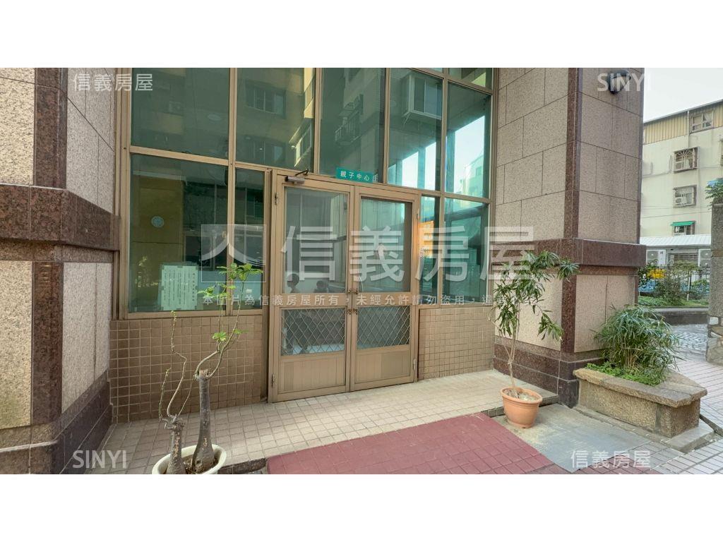 捷運二房陽台秀朗百年好合房屋室內格局與周邊環境