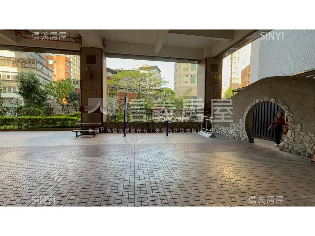 捷運二房陽台秀朗百年好合房屋室內格局與周邊環境