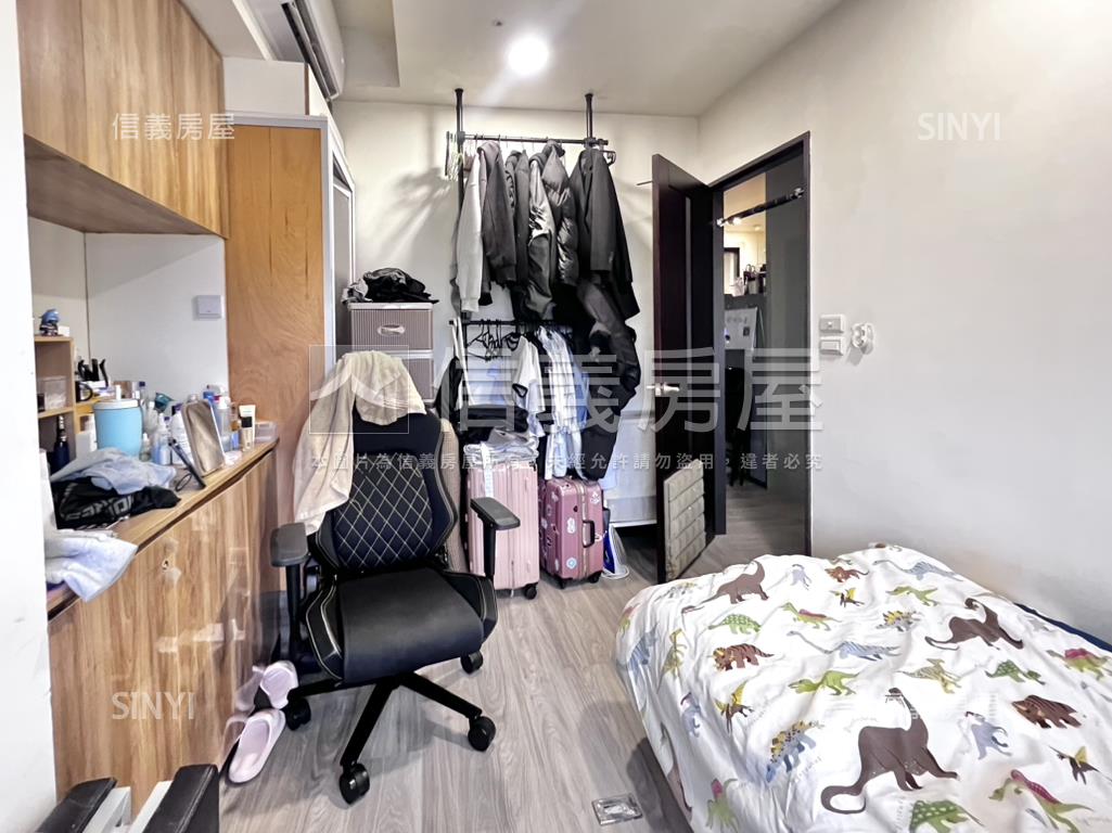 專任都美艷美景高樓三房房屋室內格局與周邊環境