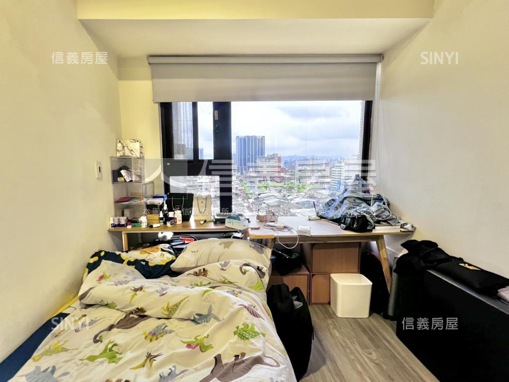 專任都美艷美景高樓三房房屋室內格局與周邊環境