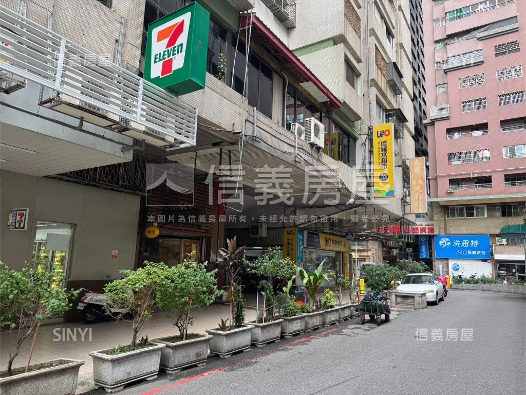三多商圈採光三房房屋室內格局與周邊環境