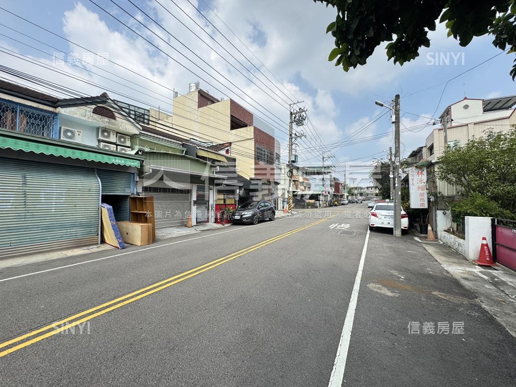 大面寬●孝親房車庫別墅房屋室內格局與周邊環境