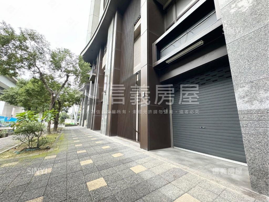 洲子洋低總價挑高店面房屋室內格局與周邊環境