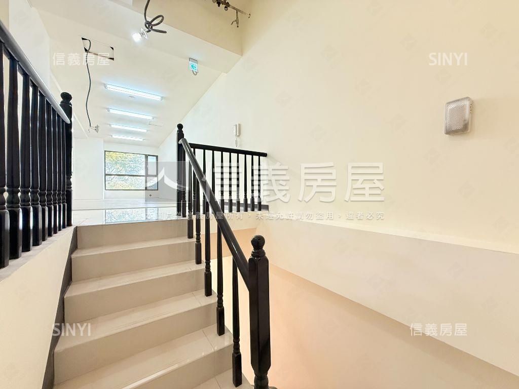 洲子洋低總價挑高店面房屋室內格局與周邊環境