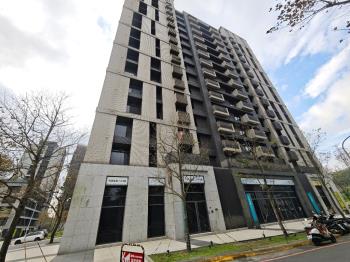 半島花園綠意盎然三房車位