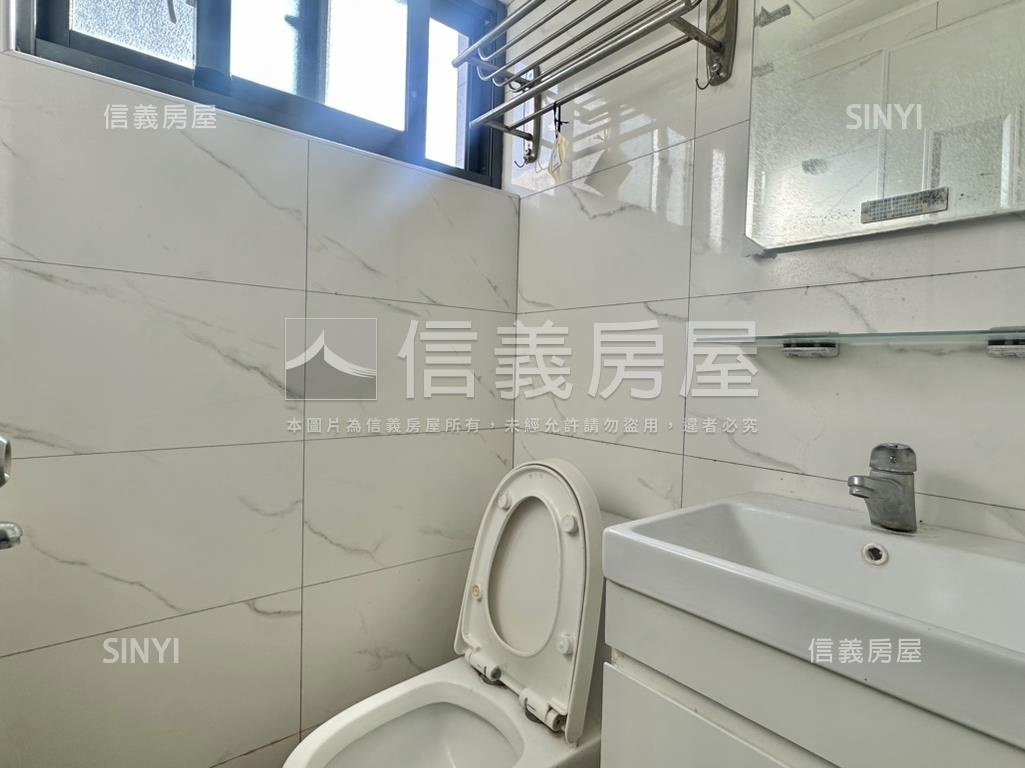 近太原車站１６透套房屋室內格局與周邊環境