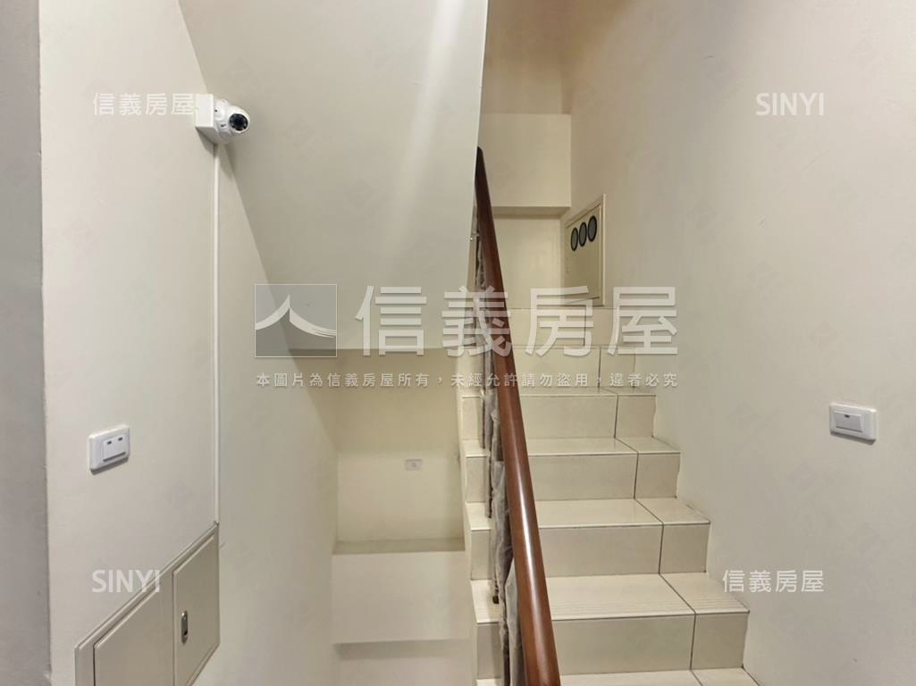 近太原車站１６透套房屋室內格局與周邊環境